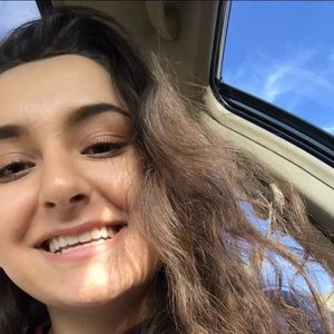 Meet your Posher, Kami